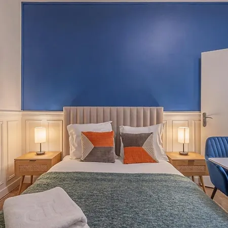 Apartment Douillet Pour 2 Au Coeur De Montmartre *